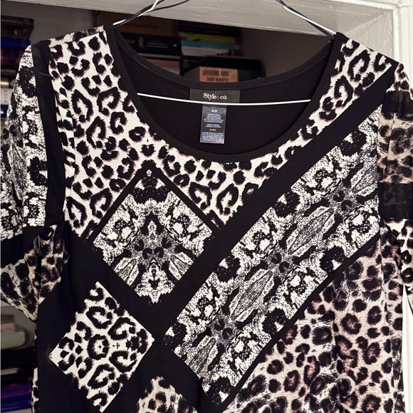 ✨ Fierce Vintage Style & Co. Top | Animal Print Statement Piece - Size M ✨ - Picture 7 of 15